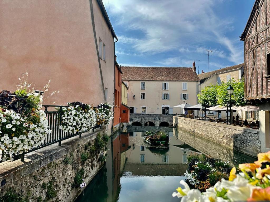 Ferienwohnung La Perle Montargis Exterior foto